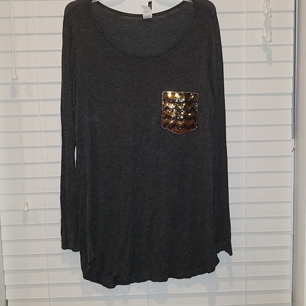 Long Sleeve Shirt with sequin pocket